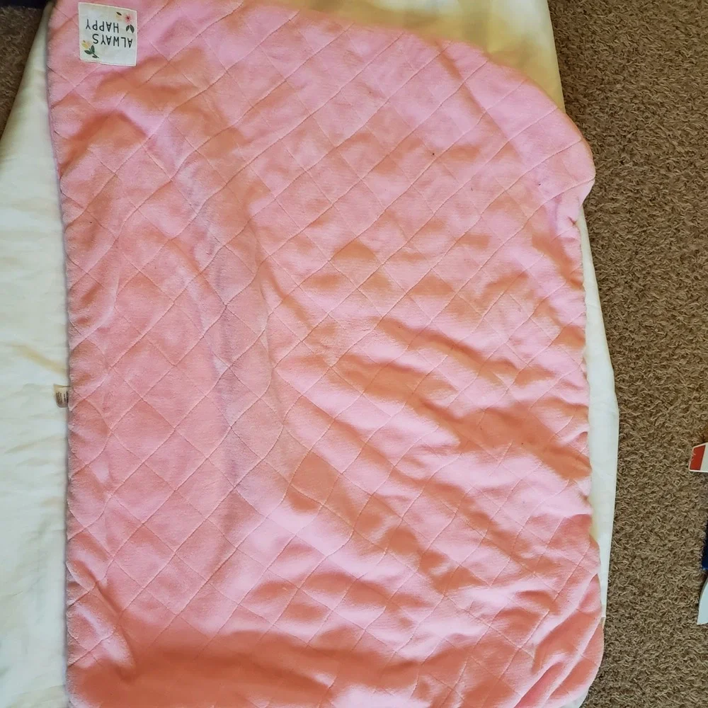 Carters Always Happy Pink Plush Baby Blanket‎